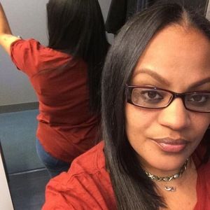 Meet your Posher, Stefanie